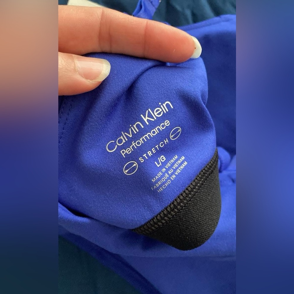 Calvin Klein sports bra - Picture 4 of 4